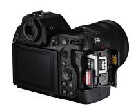 Aparat cyfrowy Nikon Z8 + obiektyw Nikkor Z 24-120mm f/4 S