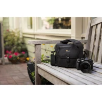 Torba Lowepro Nova 180 AW II czarna 