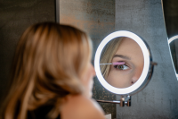 Lustro łazienkowe Humanas HS-BM01 z podświetleniem LED - czarne 