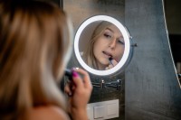 Lustro łazienkowe Humanas HS-BM01 z podświetleniem LED - srebrne