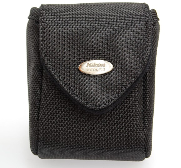 Pokrowiec Nikon CS-CPL5 do Coolpix AW100, L5, S33, S8200, P300  wym. wew.: 10x7x4cm