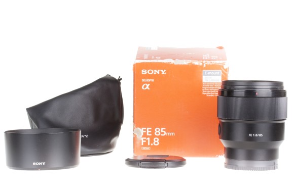Obiektyw Sony FE 85 mm f/1.8 (SEL85F18.SYX) stan idealny - Gwarancja 3 miesiące  |S20380|