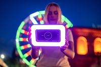 Lampa LED Newell Freya -do iPhone, Android