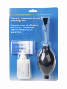 Zestaw do czyszczenia sprzętu optycznego 6w1 (gruszka, pędzelek, płyn, ściereczka, bibułki, patyczki)