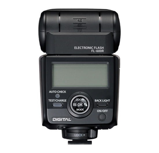 Olympus FL-600R lampa błyskowa