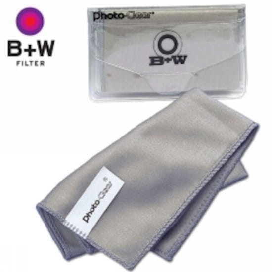 B+W Photo-Clear ściereczka do czyszczenia optyki 18x18 cm