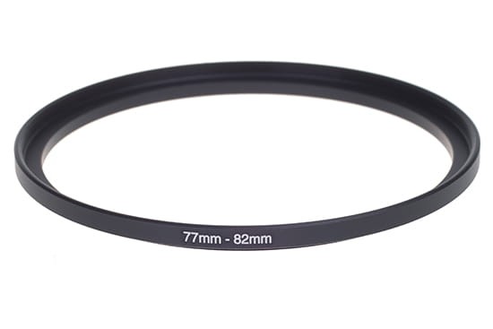 Adapter redukcja filtrowa 77mm na 82mm 77-82