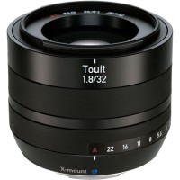 Obiektyw Carl Zeiss Touit 32 mm f/1.8 T Fuji X-Mount
