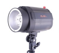 Lampa błyskowa o mocy 160Ws, model Pioneer 160 (uniwersalna)