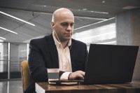 Słuchawki przewodowe z mikrofonem Superbee - czarne