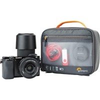 Mała torba Lowepro GEARUP Camera Box Medium Dark Grey