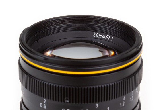 Obiektyw SainSonic Kamlan 50 mm f/1.1 do Fuji 