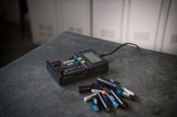 Ładowarka Newell Smart C4 Supra do akumulatorów NiMH Li-Ion