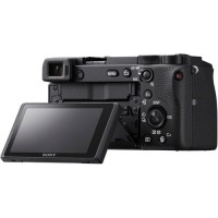 Aparat Sony A6600 + ob. 18-135 f/3.5-5.6 OSS