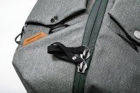 Torba Peak Design Travel Line Duffelpack 65L - szarozielona (BTRDP-65-SG-1)
