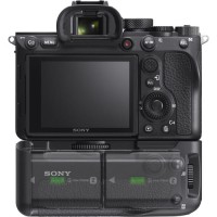 Uchwyt pionowy Sony VG-C4EM do aparatów A9II i A7RIV