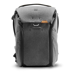 Plecak Peak Design Everyday Backpack 20L v2 - Grafitowy - EDLv2 (BEDB-20-CH-2)