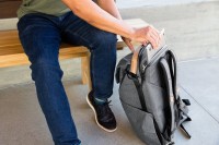 Plecak Peak Design Everyday Backpack 30L v2 - Grafitowy - EDLv2 (BEDB-30-CH-2)
