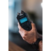 Cyfrowy rejestrator dźwięku Tascam DR-40X