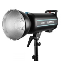 Lampa błyskowa studyjna Godox QS800II