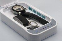 Sterylizator UV z funkcją ładowania indukcyjnego