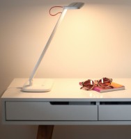 Lampka biurkowa LED Newell Sundesk NH003 z wyjściem USB - biała