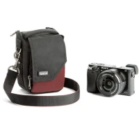 Torba Think Tank Mirrorless Mover 5 Deep Red