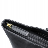 Torba na laptopa Dbramante1928 Sophie Amalienborg (czarna miękka skóra) macbook pro 15" 16" cali  z małą skazą nie przeszkadzającą w użytkowaniu