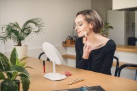 Lusterko do makijażu Humanas HS-ML03 z podświetleniem LED - białe