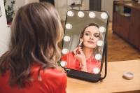 Lustro do makijażu Humanas HS-HM01 z oświetleniem LED - czarne