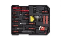 Skrzynka z narzędziami Wolfgang 300 elementów