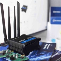 Przemysłowy router Teltonika RUT950 LTE Dual SIM