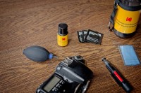 Podróżny zestaw czyszczący Kodak do optyki 6w1