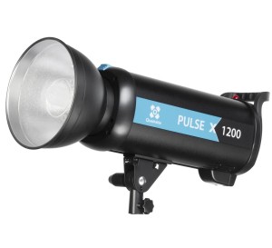 Lampa studyjna Quadralite Pulse X 1200 mocowanie Bowens