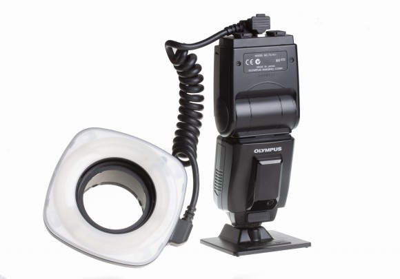 Używany zestaw OLYMPUS RING FLASH RF-11 + OLYMPUS MACRO FLASH CONTROLLER FC-1 |K017999|