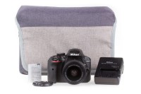 Używana Lustrzanka Nikon D3300 + Nikkor 18-55 VR AF-P + torba |K25196| (1)